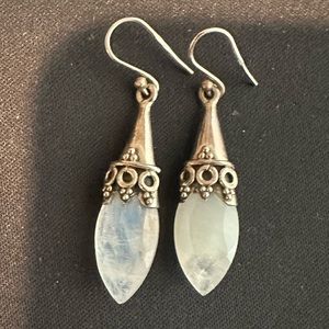 Pendientes de plata 925 y piedra lunar